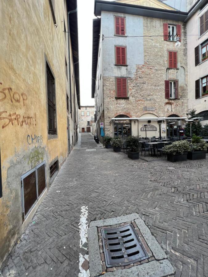 Nur 1 Casa Vacanze Bergamo Buitenkant foto